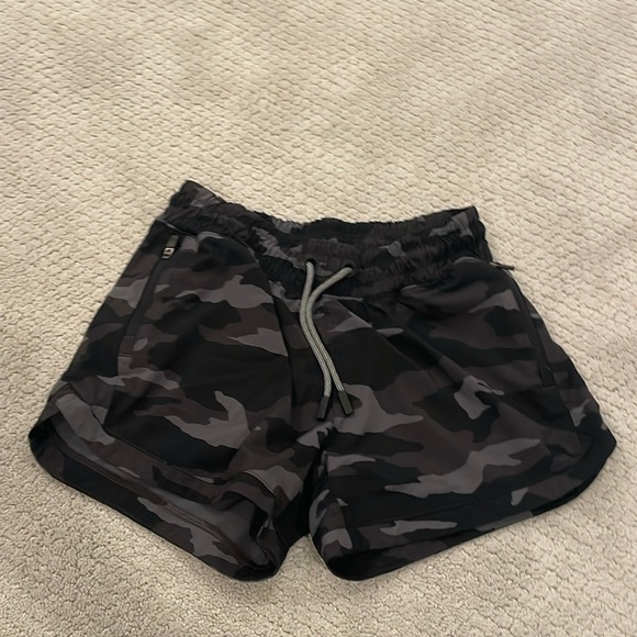Athleta girl shorts - Picture 1 of 3